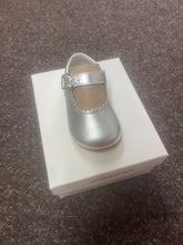 Load image into Gallery viewer, SIZE 25 / UK BABY 8 HARD BOTTOM SHOES