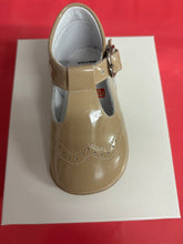 Load image into Gallery viewer, Size 19 / uk 3 Andanines boy & girl shoes