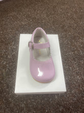 Load image into Gallery viewer, SIZE 25 / UK BABY 8 HARD BOTTOM SHOES