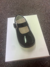 Load image into Gallery viewer, SIZE 25 / UK BABY 8 HARD BOTTOM SHOES
