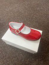 Load image into Gallery viewer, SIZE 30 / UK 11 1/2 GIRLS HARD BOTTOM SHOES