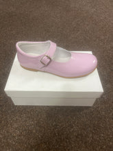 Load image into Gallery viewer, SIZE 27/ UK 9 GIRLS HARD BOTTOM SHOES
