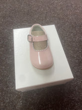 Load image into Gallery viewer, SIZE 25 / UK BABY 8 HARD BOTTOM SHOES