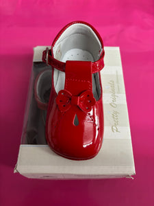 Size 20 / uk 4 pretty originals boy & girl shoes