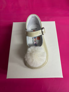 Size 19 / uk 3 Andanines boy & girl shoes