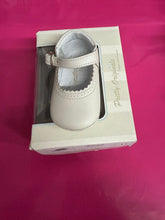 Load image into Gallery viewer, Size 17 / uk 1 pretty originals boy &amp; girl shoes
