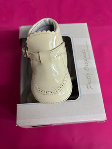 Size 16 / uk 0 Pretty original boy & girl shoes