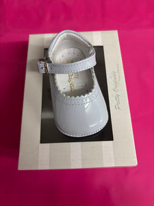 Size 16 / uk 0 Pretty original boy & girl shoes
