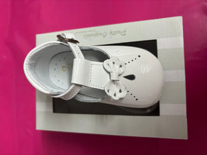 Size 19 / uk 3 pretty originals boy & girl shoes
