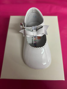 Size 18 / uk 2 Andanines boy & girl shoes