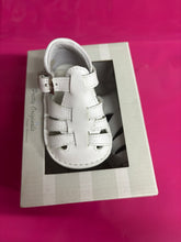 Load image into Gallery viewer, Size 17 / uk 1 pretty originals boy &amp; girl shoes
