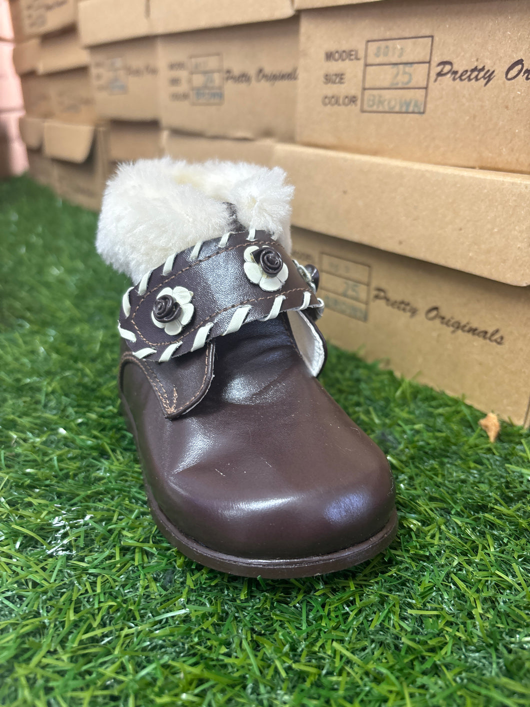 PRETTY ORIGINAL SHOE SALE