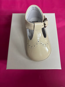 Size 19 / uk 3 Andanines boy & girl shoes
