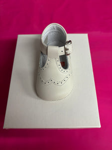 Size 16 / uk 0 Andanines boy & girl shoes