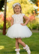 Load image into Gallery viewer, Daga dress ss26
