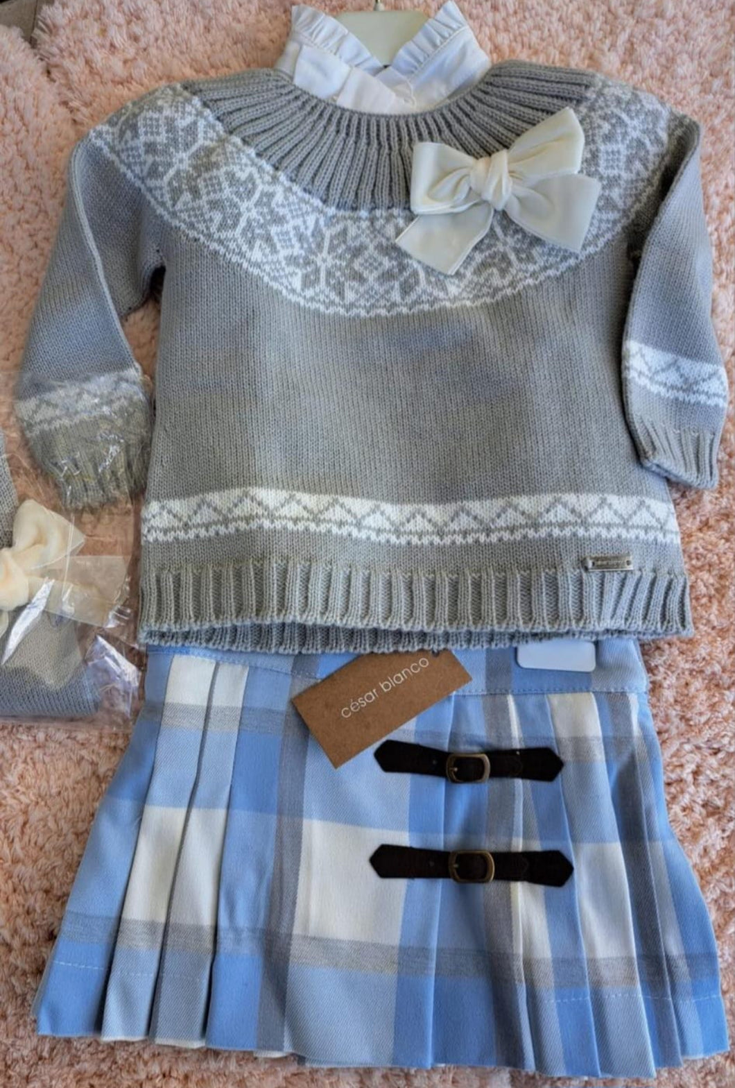 Cesar blanco skirt set