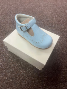 SIZE 21/ UK BABY 4.5 Hard bottom shoes