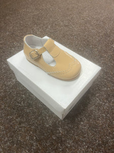 SIZE 23/ UK BABY 6 Hard bottom shoes
